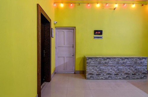 Narendrapur Hotel | Hotel O Cozee Homestay and Guest House
