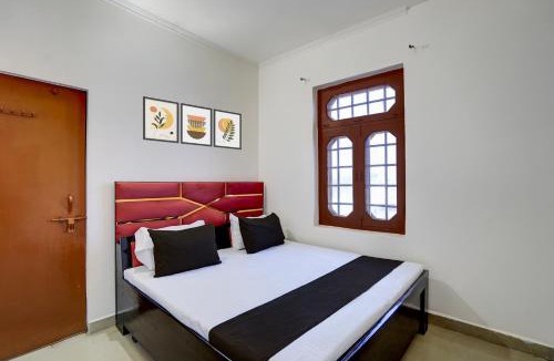Aligarh Hotel | Hotel O Crystal Crown