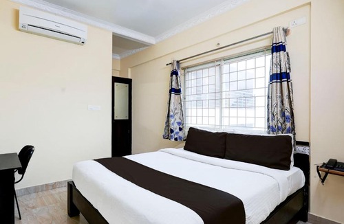Bengaluru Hotel | Hotel O Ganakkal Near BGS Hospital Junction Formerly Omkar Global Inn