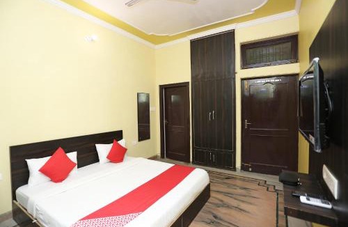 Indira Nagar Hotel | Hotel O Greenview Near Munshi Pulia Metro Station