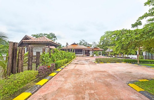 Medini House | Hotel O Jentayu Homestay Pontian