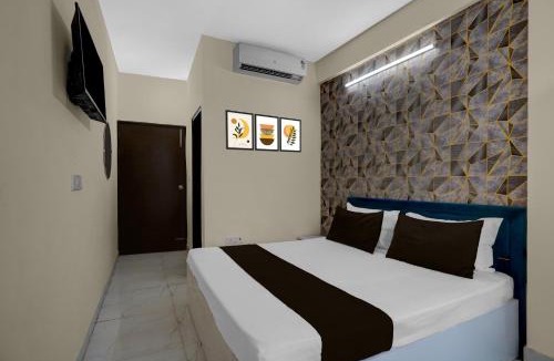 Sector 70 Hotel | Hotel O La Belle