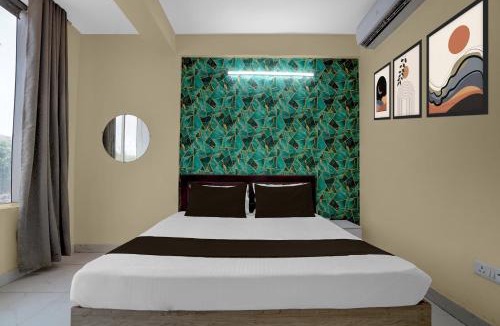 Sector 70 Hotel | Hotel O La Belle