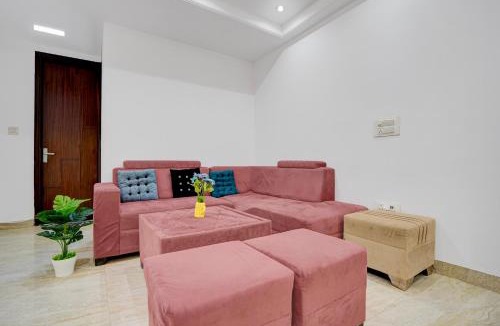 Chhatarpur Hotel | Hotel O Maxico