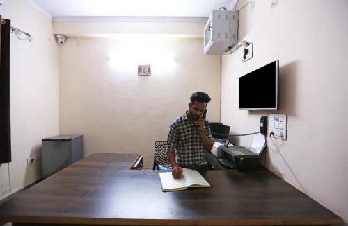Sector-12A Hotel | Hotel O Meghna Residency
