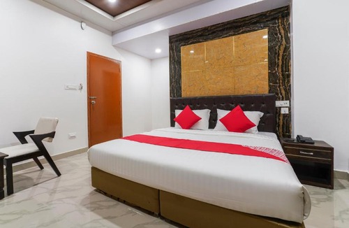 Hanmakonda Hotel | Hotel O Raghavendra Residency