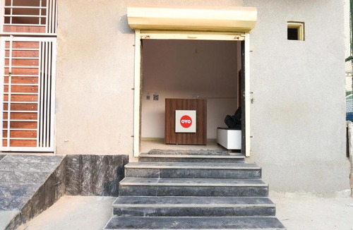 Faridabad Hotel | Hotel O Royal Place