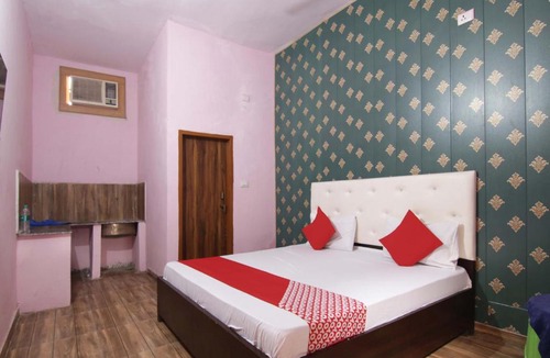 Faridabad Hotel | Hotel O Royal Place