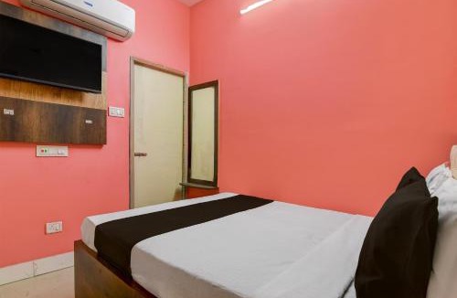 Kolkata Hotel | Hotel O Santoshpur Lakeview Formerly Bellavita Guest House