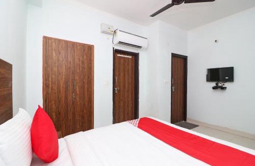 Noida Hotel | Hotel O Sathguru Residency Near New Ashok Nagar Metro Station