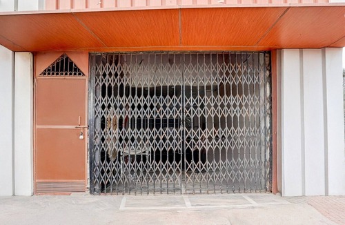 Noida House | Hotel O Sector 121 Gaur City Mall Noida