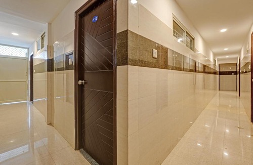 Narasapura Hotel | Hotel O Sri Ranga Boarding & Lodging