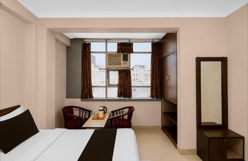 Raja Park Hotel | Hotel O Sunrise