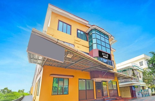 Palarivattom House | Hotel O Thammanam Kochi