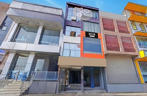 Haldwani House | Hotel O Walkway Mall Haldwani