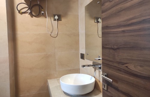Yupia Hotel | Hotel Obsidian Blue