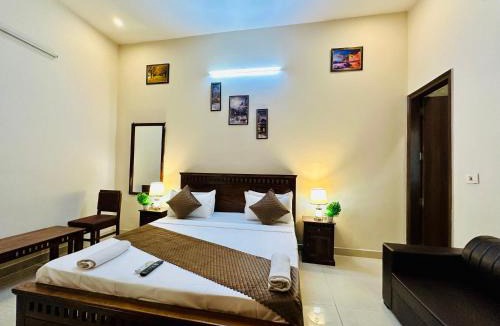 Noida House | Hotel Oxygen Inn-Noida Sector 51