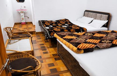 Guptkashi Hotel | Hotel Padam Niwas