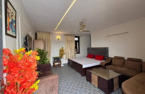 Faridabad Hotel | Hotel Park Square Resort