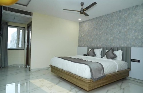Visakhapatnam Hotel | HOTEL PHOENIX GRAND
