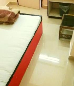 Police Bazar House | Hotel Pine City