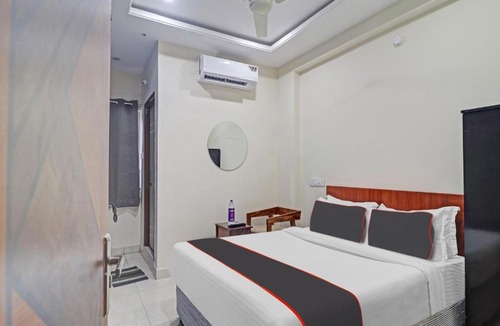 Kukatpally Housing Board Colony Hotel | HOTEL PNR SUITES KUKATPALLY