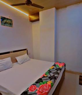 Thanesar Hotel | Hotel Preet La Casa