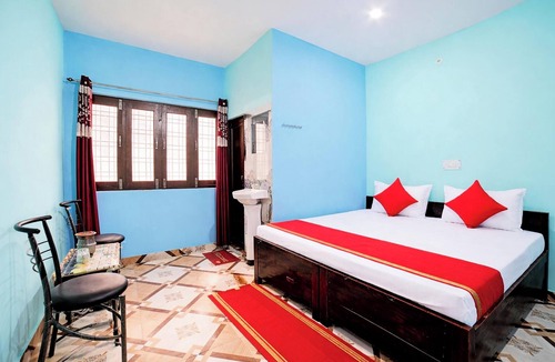 Majkhali Hotel | Hotel Prem Home Stay Ranikhet