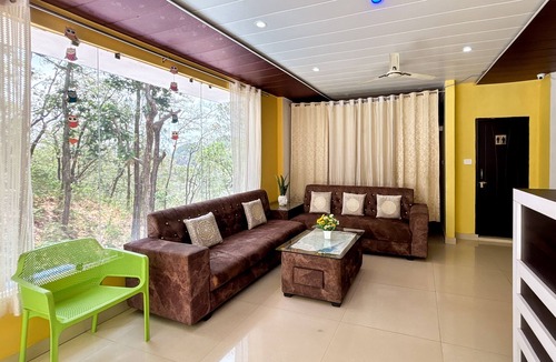 Lansdowne Hotel | Hotel Prince Valley