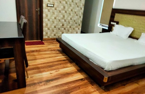 Rudrapur Hotel | Hotel Punjabi Haandi