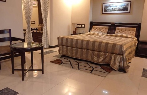 Bhubaneshwar Hotel | Hotel Pushpak