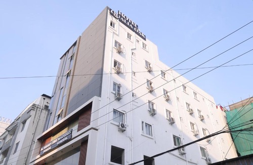 Madhapur Hotel | Hotel Qualia Oak