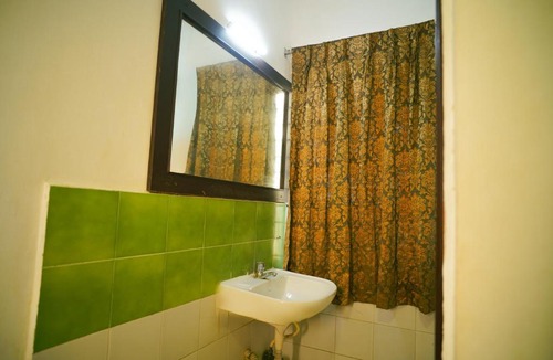 Nungambakkam Hotel | Hotel Raaj Bhaavan