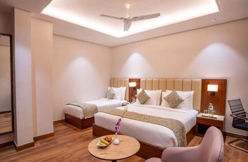 Taj Ganj Hotel | Hotel Raaj Palace