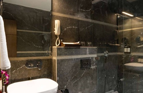 Taj Ganj Hotel | Hotel Raaj Palace