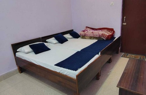 Kharsali Hotel | Hotel Radha Krishna