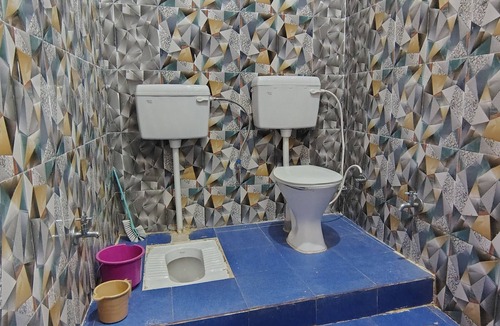Kharsali Hotel | Hotel Radha Krishna