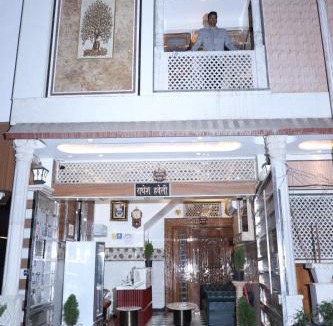 Vrindavan House | Hotel Radhesh Haveli