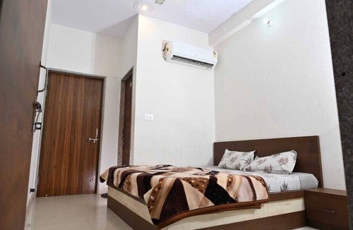 Shri Madhopur Hotel | Hotel Raj Palace & Restaurant