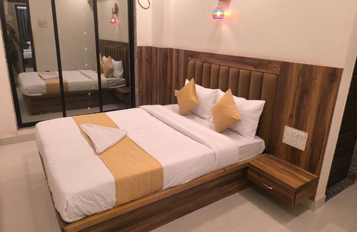 Navi Mumbai House | Hotel Ratna Residency