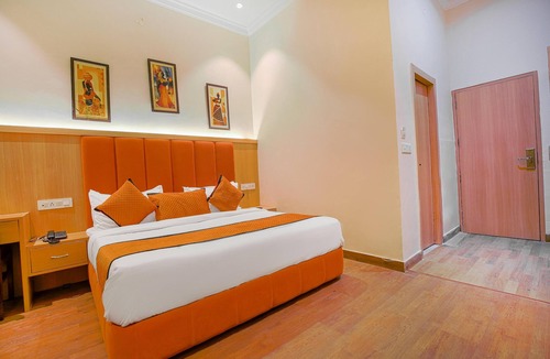 Ranjit Avenue Hotel | Hotel Ricky Intl by Sahibs Hotels
