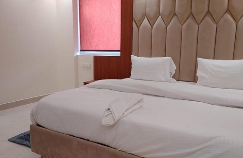 Sat Bari Hotel | Hotel RIVERB