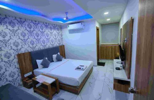 Anand Hotel | HOTEL ROCK In