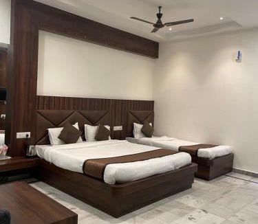 Tinsukia Hotel | Hotel Royal Embassy
