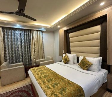 Rajbagh Hotel | HOTEL ROYAL MILAD