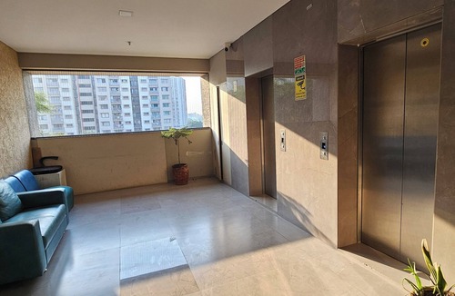 Ahmedabad Hotel | HOTEL ROYAL VIEW