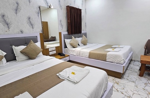 Chandkheda Hotel | Hotel Royal View