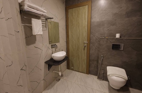 Bharatpur Hotel | Hotel Royal Vilas