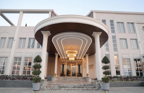 Ahmednagar Hotel | Hotel Sachin
