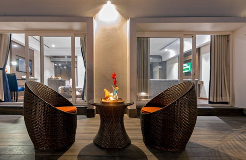 Siliguri Hotel | Hotel Saffron Crest